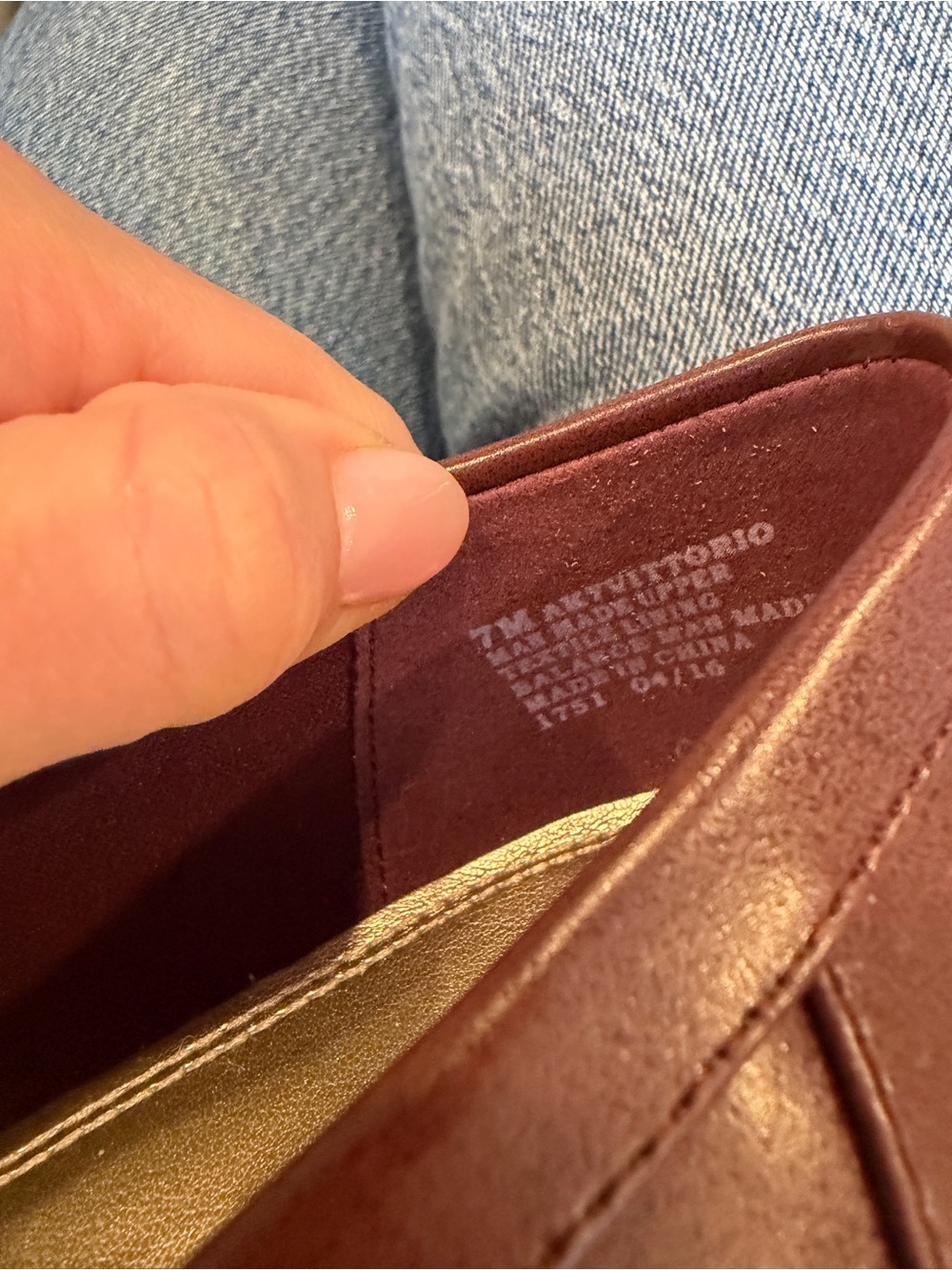 Anne Klein Burgundy Croc-Embossed Leather Loafers - Picture 6 of 6